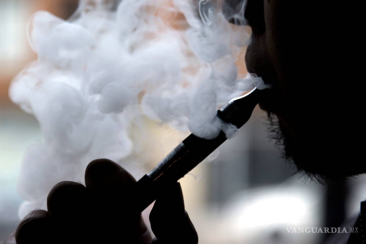 Investigan 21 casos de enfermedad pulmonar por consumo de cigarros electrónicos