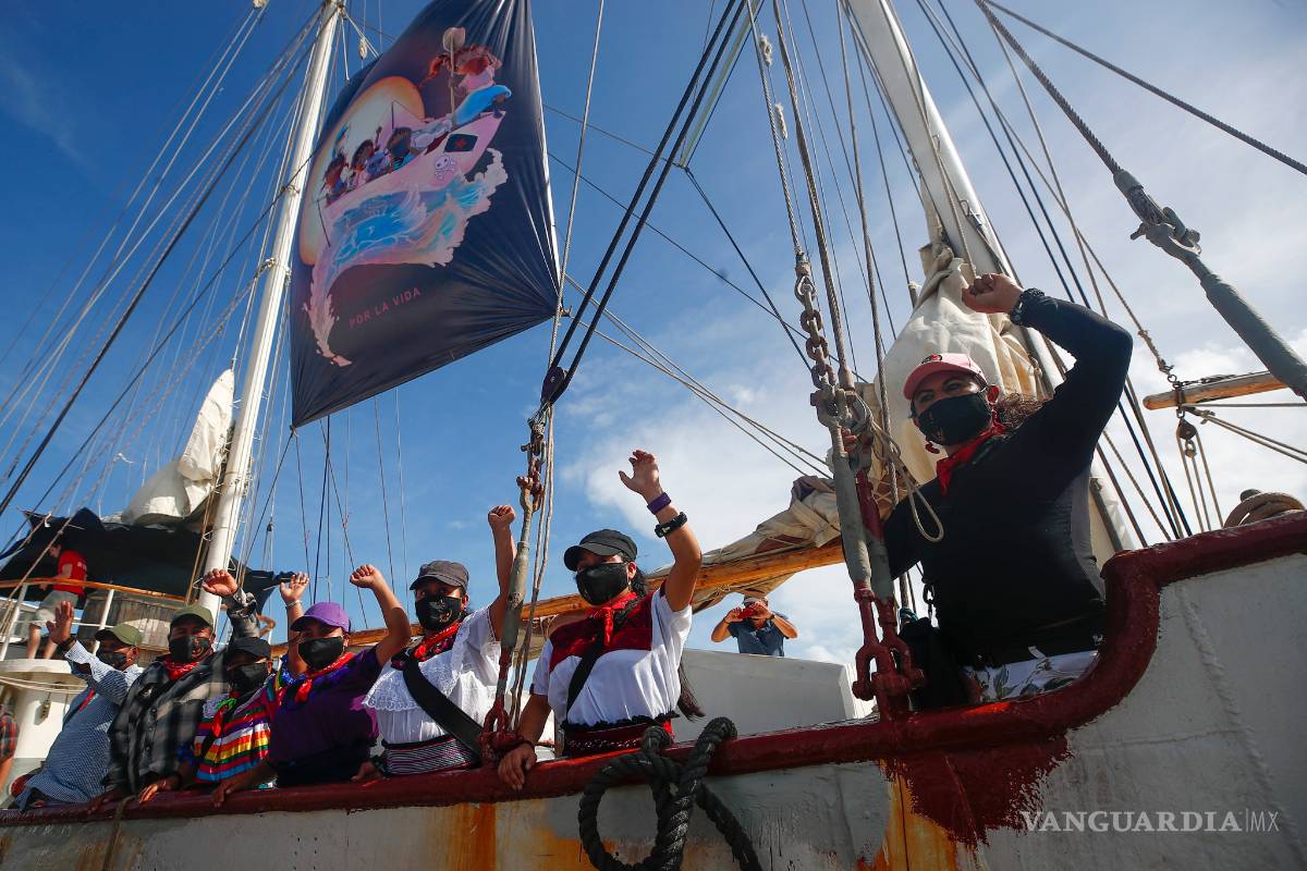 Delegación zapatista zarpó de Isla Mujeres hacia Europa