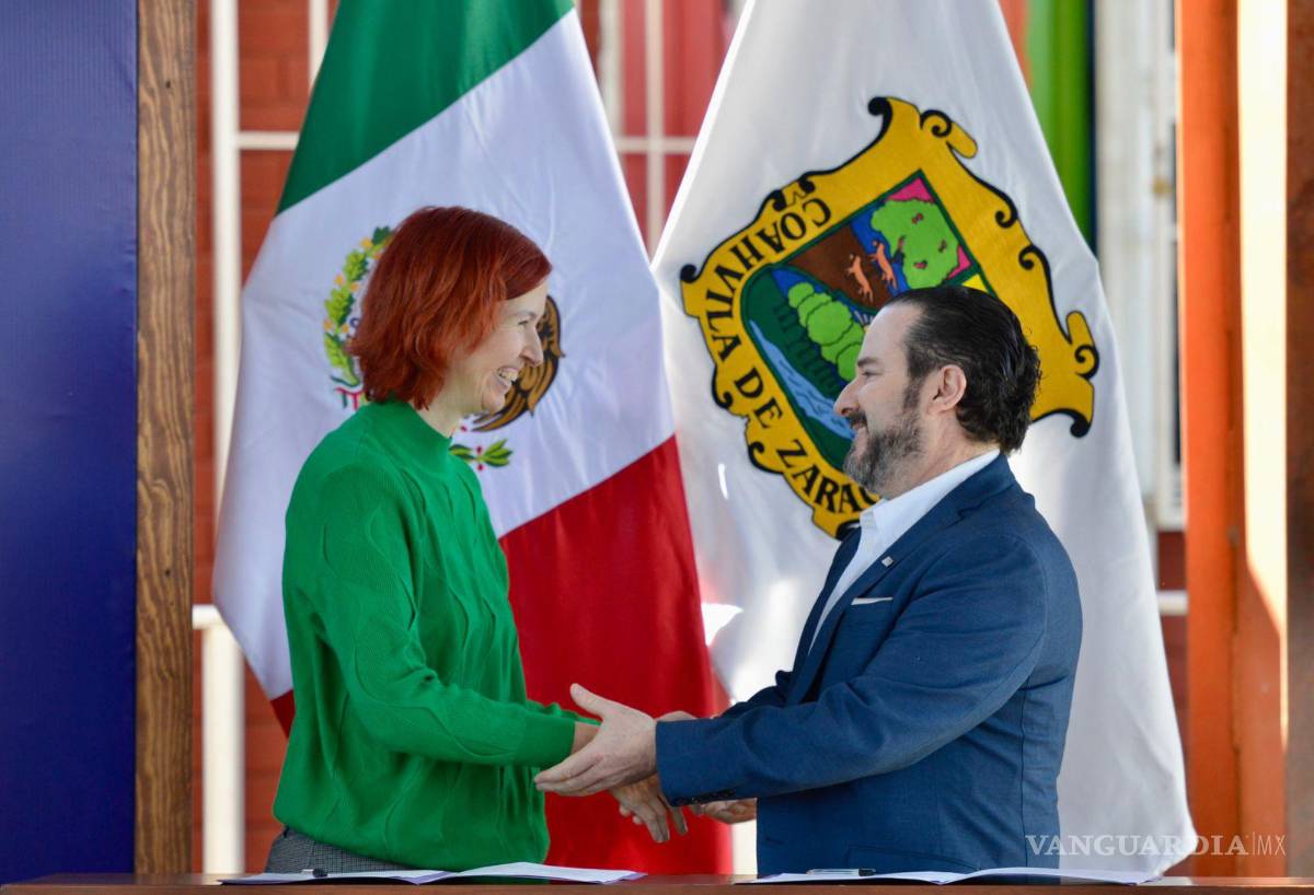 $!Beatriz Arizpe Narro destacó la importancia de cultivar valores y promover el bienestar interno como parte fundamental de la educación.