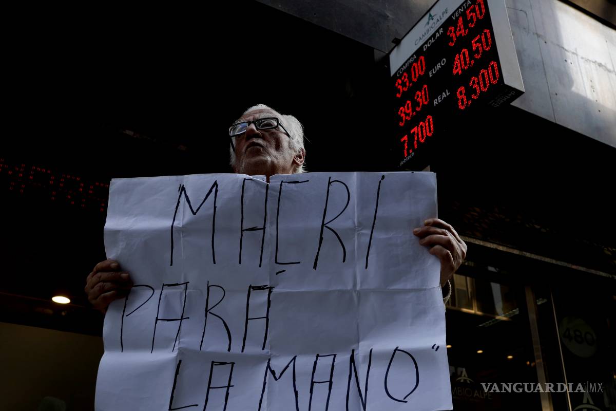 Argentina pide al FMI anticipo de préstamo