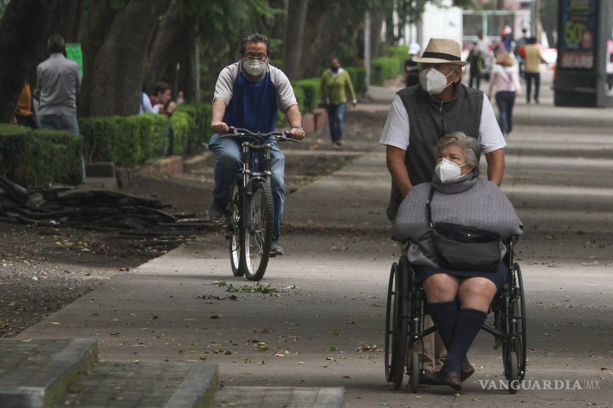 Adultos mayores, grupo con más muertes y contagios en México