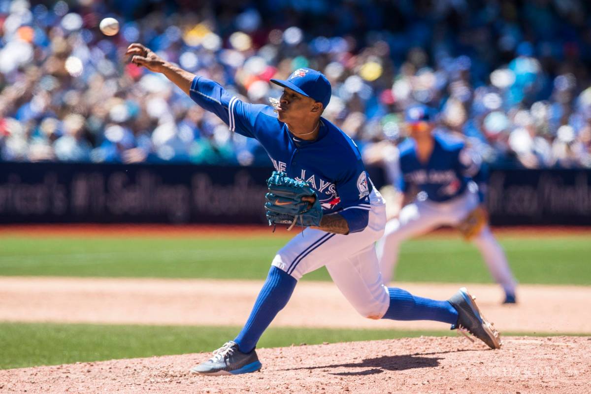 Azulejos aplastan a los Filis