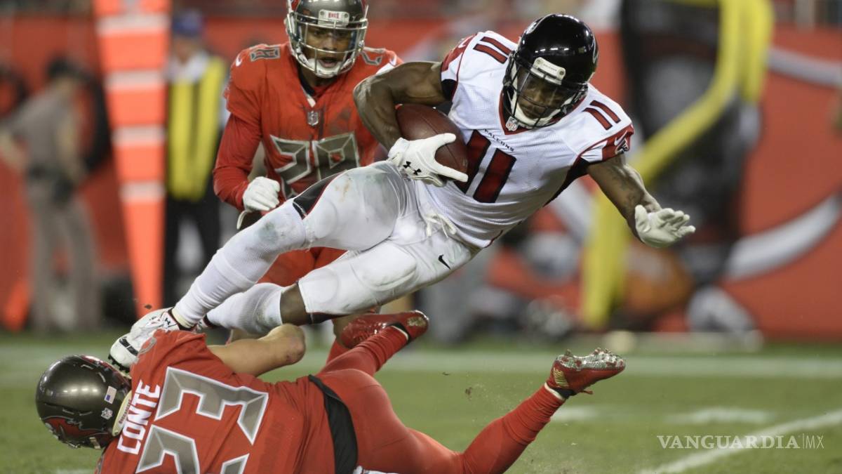 Matt Ryan lideró a Falcons en aplastante victoria sobre Tampa Bay