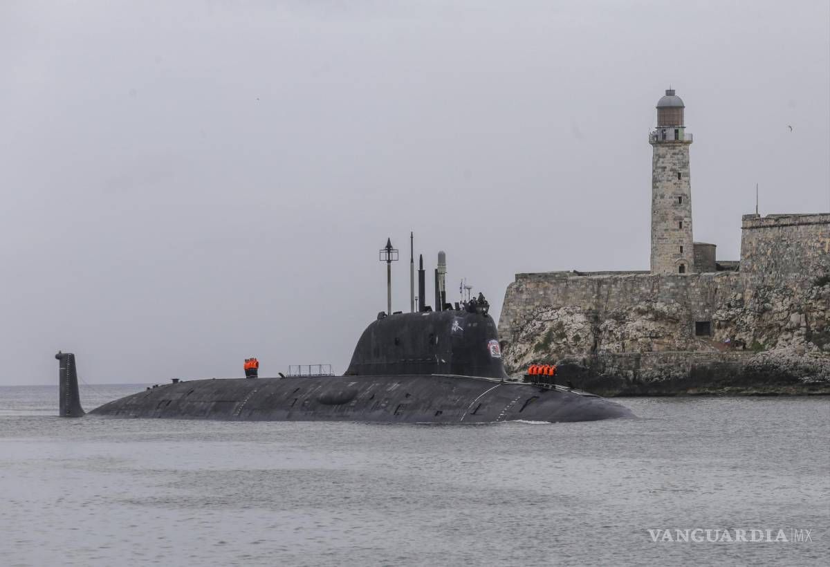 $!El submarino nuclear ruso Kazán llega al puerto de La Habana, Cuba.