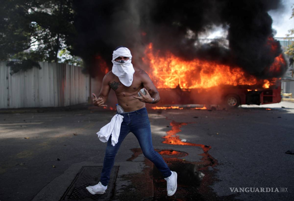 $!Golpe de Estado en Venezuela, ¿la caída de Nicolas Maduro?