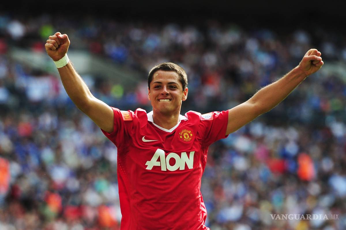Van Gaal ve lejos a &quot;Chicharito&quot;