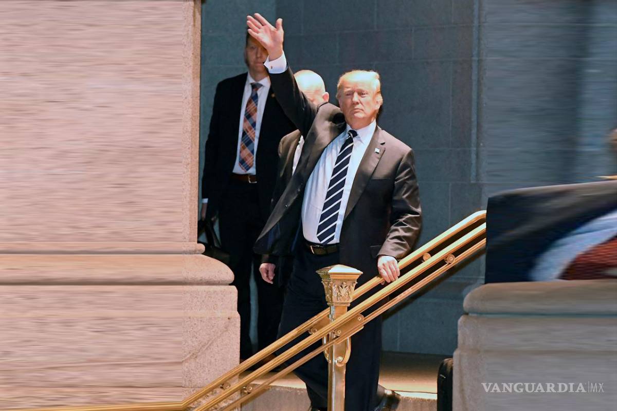 Donald Trump vuelve a arremeter contra los medios de comunicación