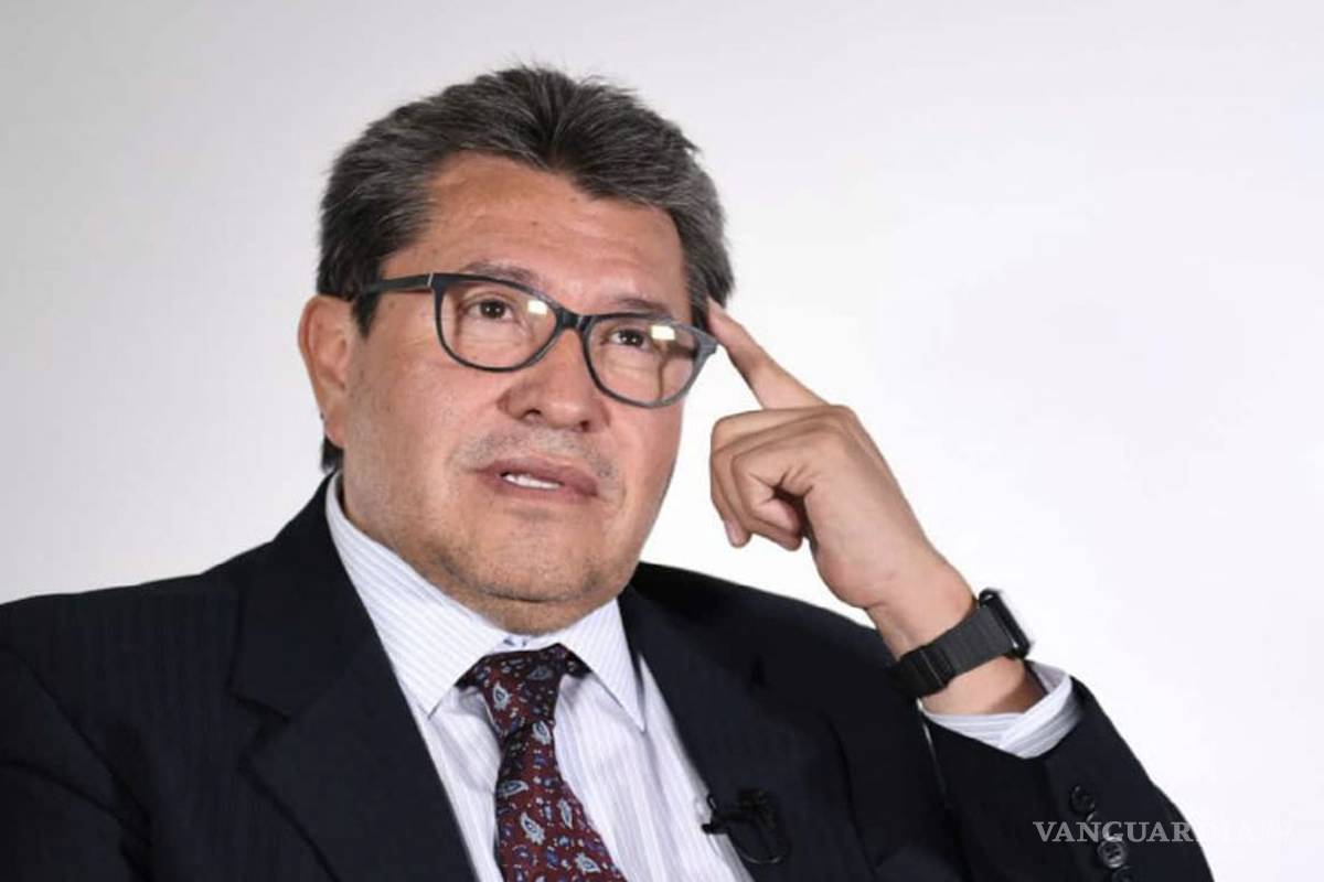 &quot;Confío en Dios y en el cubrebocas&quot; durante pandemia, dice Monreal