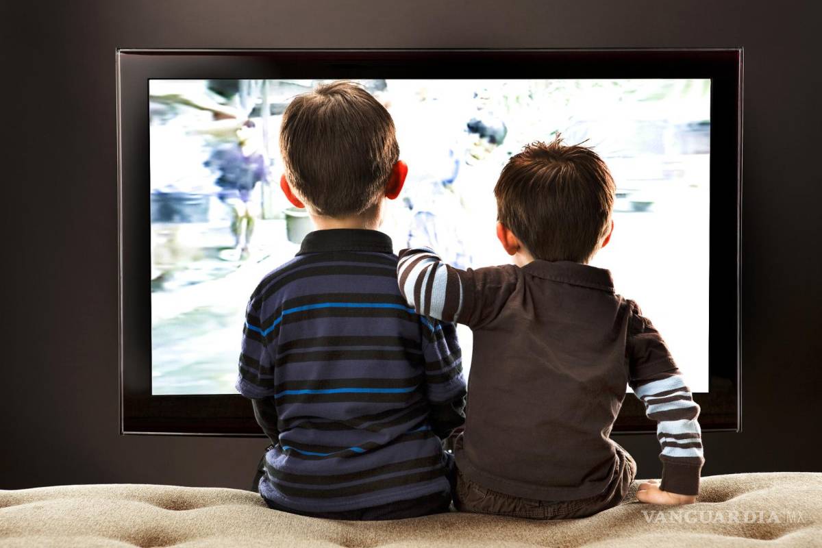 Televisores donados por Enrique Peña Nieto servirán para que niños tomen sus clases escolares en Coahuila