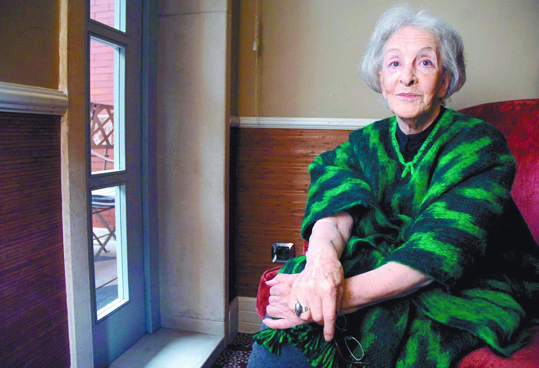 'El único método es desconfiar, revisar, volver': Ida Vitale