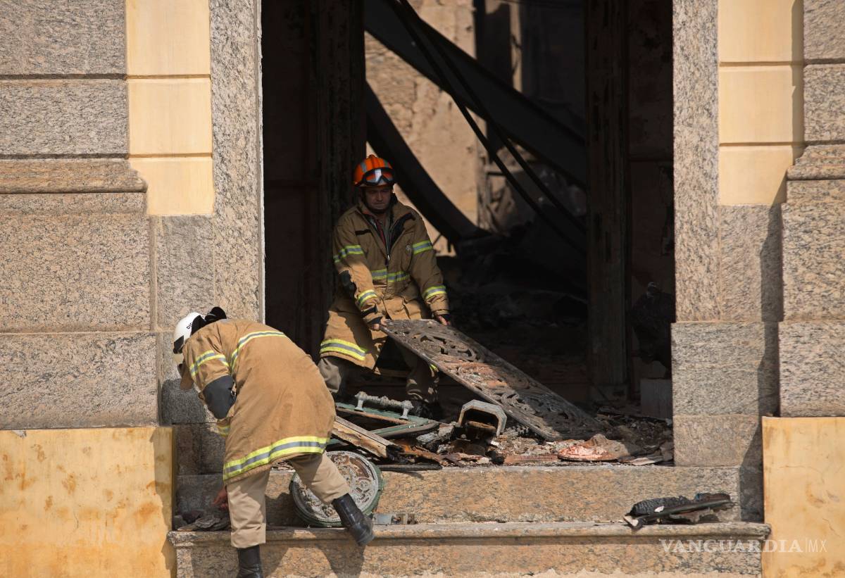 $!Voraz incendio destruye el Museo Nacional de Brasil y pierde gran parte de su acervo (Fotogalería)