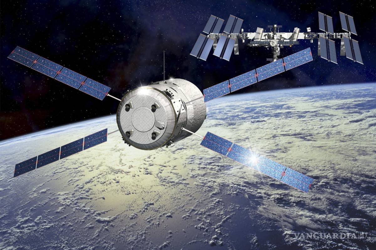 $!Una representación del carguero Georges Lemaître, vehículo automatizado de transferencia (ATV) de la Agencia Espacial Europea , integrado en la EEI.