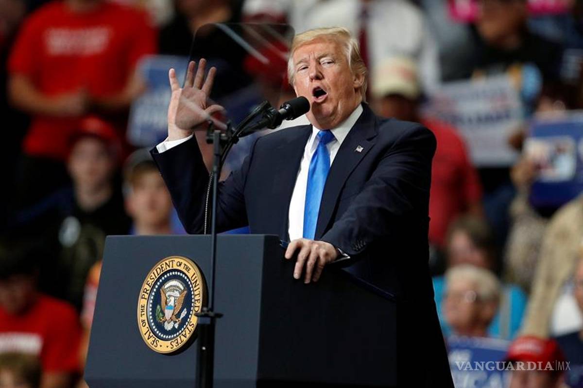 Prohíbe Donald Trump que personas transgénero integren las Fuerzas Armadas