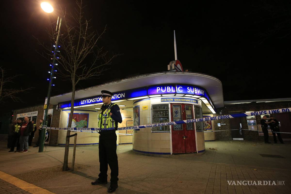 La Policía de Londres investiga como “incidente terrorista” apuñalamiento en el metro