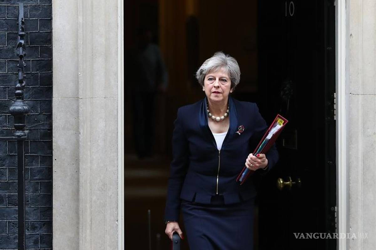 Theresa May anuncia la hora y el día que se llevará a cabo el “brexit"