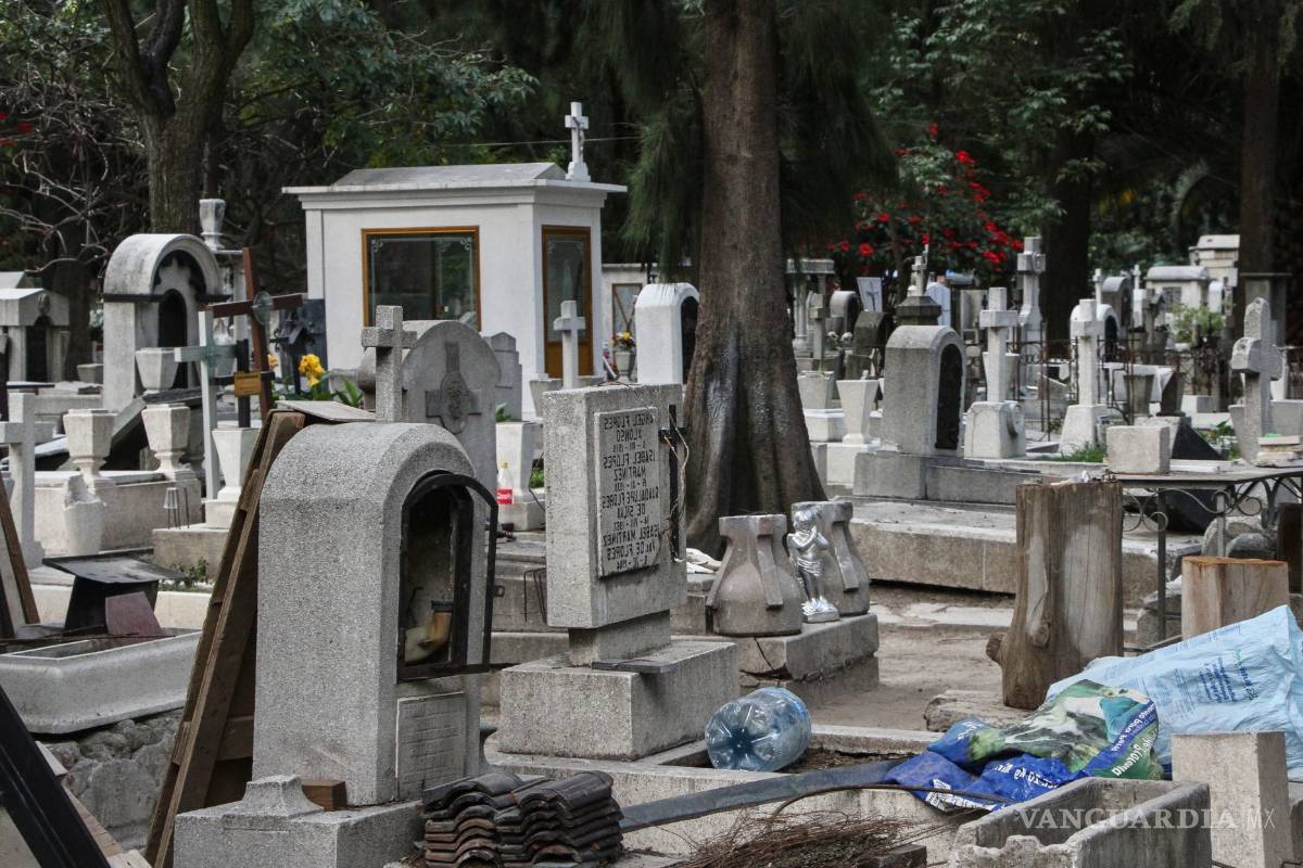Restringen estados acceso a panteones por COVID-19 como parte de las medidas sanitarias