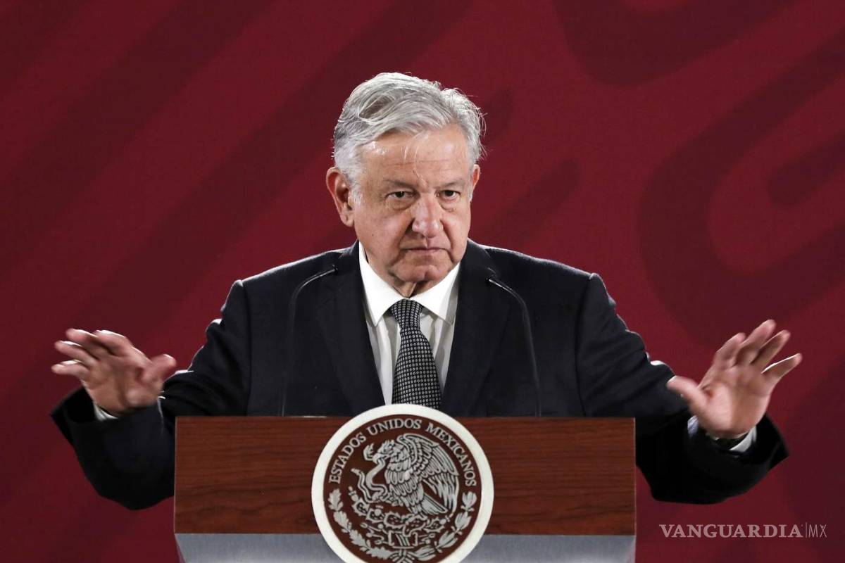 &quot;Titular de la CRE viene del viejo régimen&quot;, afirma López Obrador