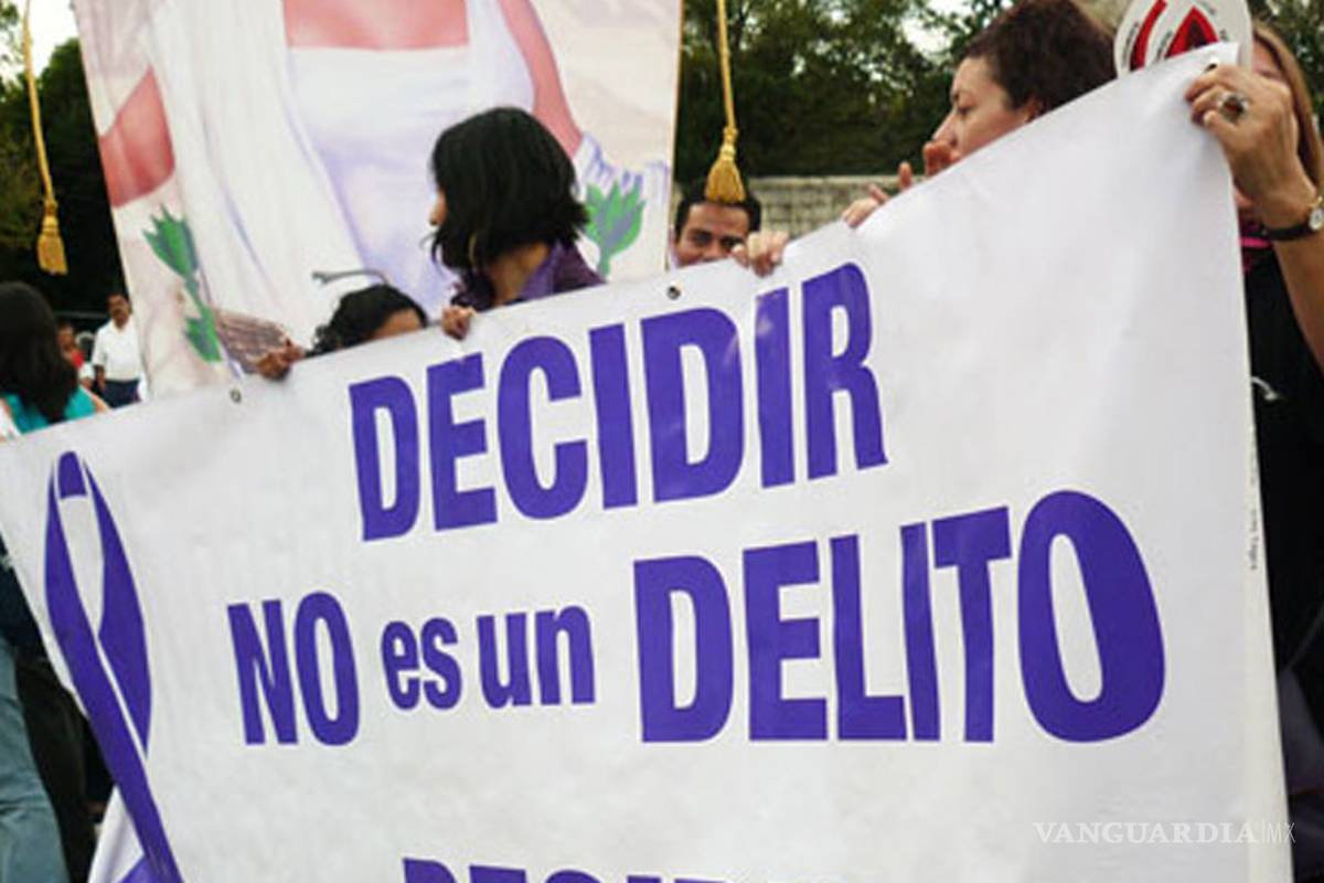 PAN bloqueó reforma que obliga a repartir píldoras de emergencia