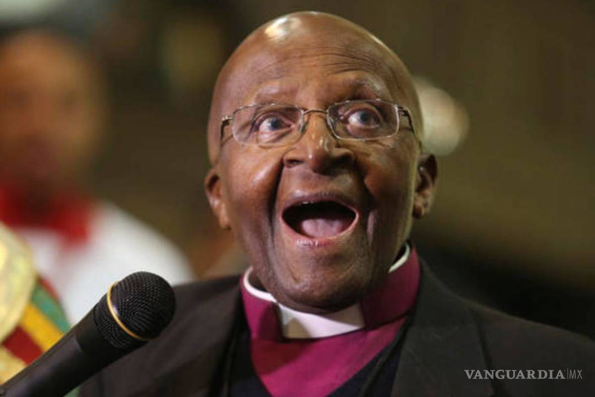 Hospitalizan al Premio Nobel de la Paz, Desmond Tutu