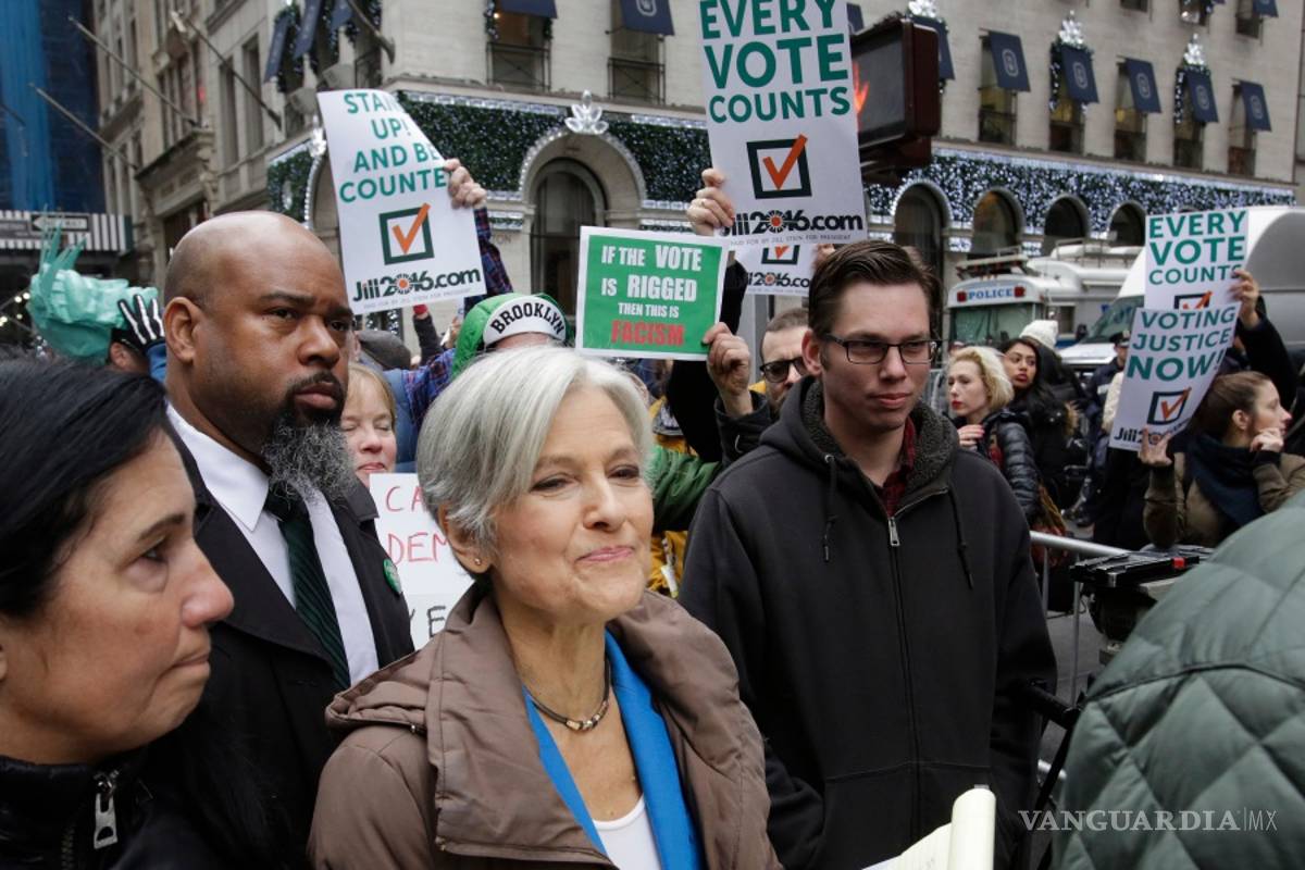 Juez ordena recuento de votos en Michigan