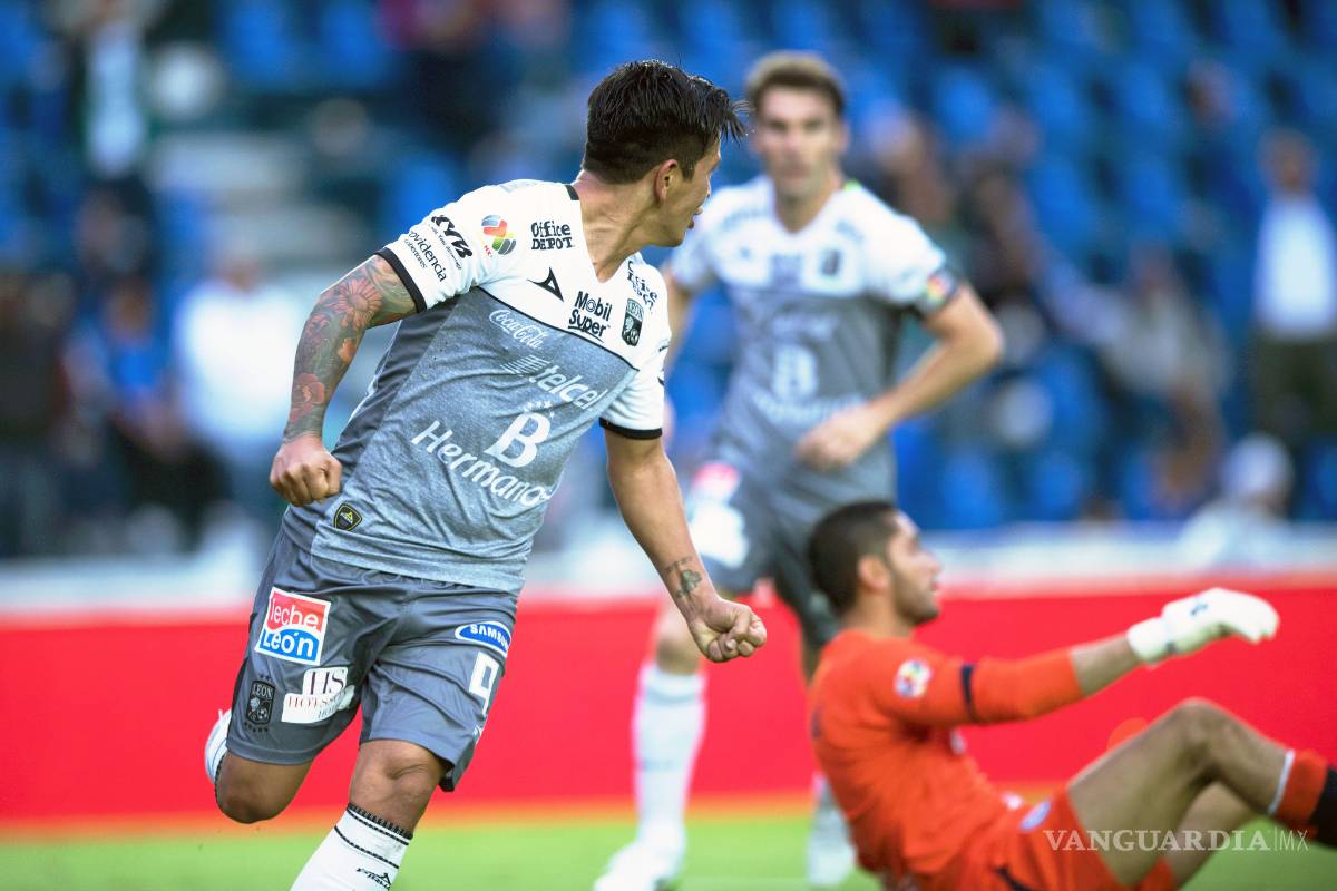 Agónico triunfo, León venció a Cruz Azul con gol de último minuto