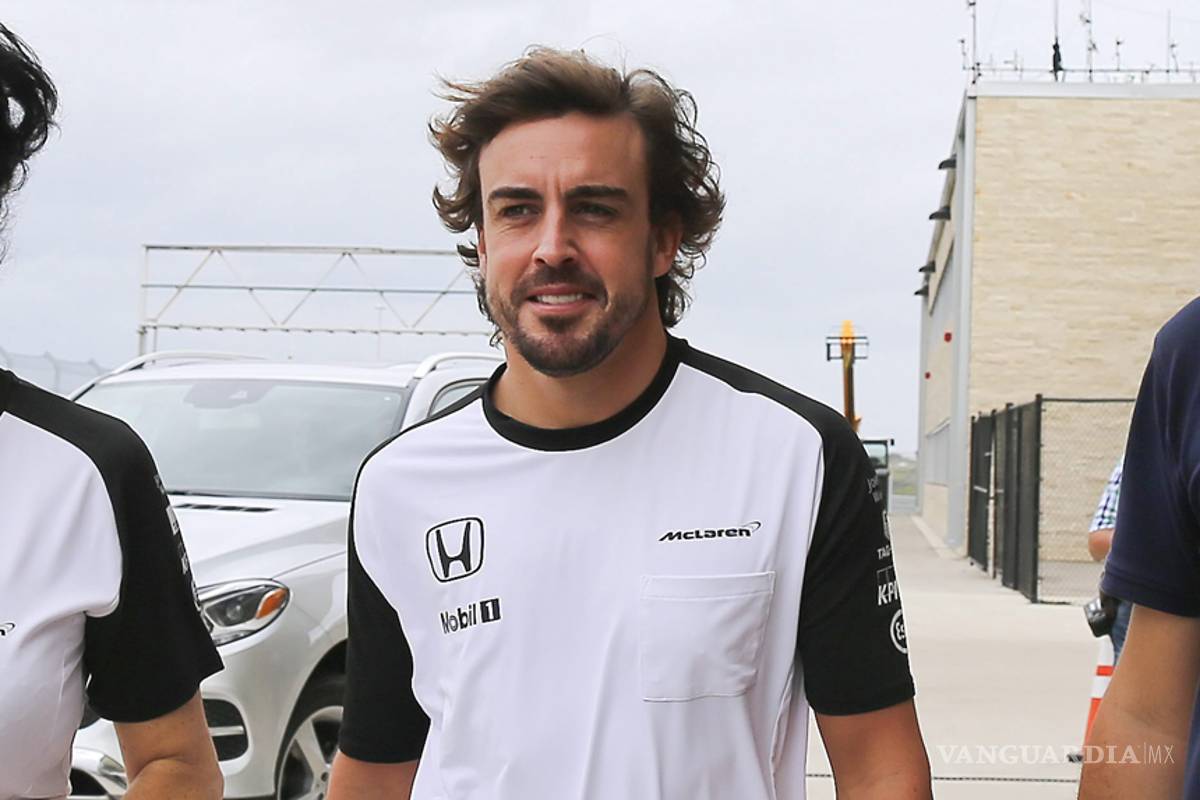 Fernando Alonso se vuelve tu chofer de Uber en México