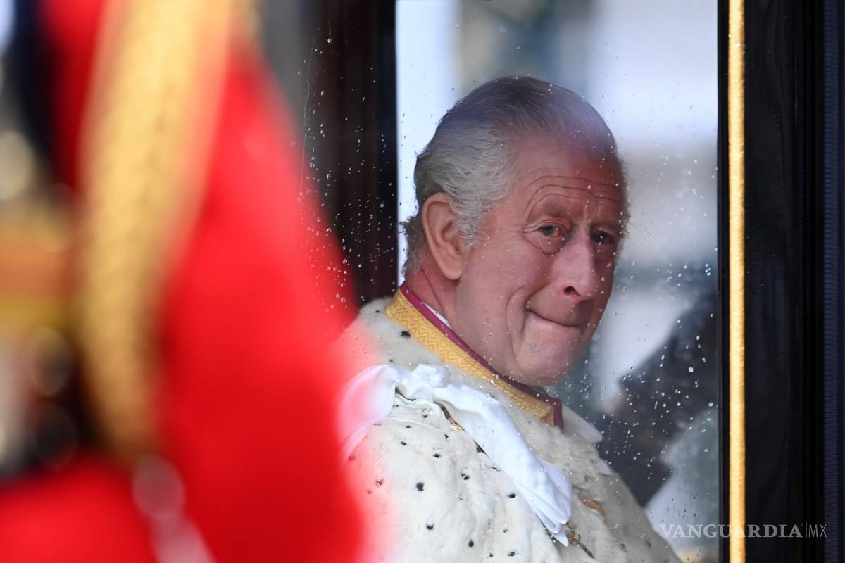 Así inicia el reinado del Carlos III tras una larga espera para ser el monarca británico (fotos)