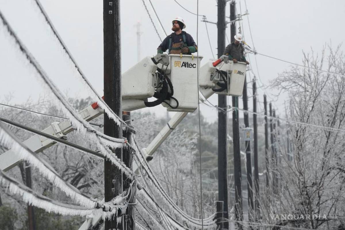 Tormenta invernal congela a los estadounidenses desde Nuevo México hasta Virginia Occidental