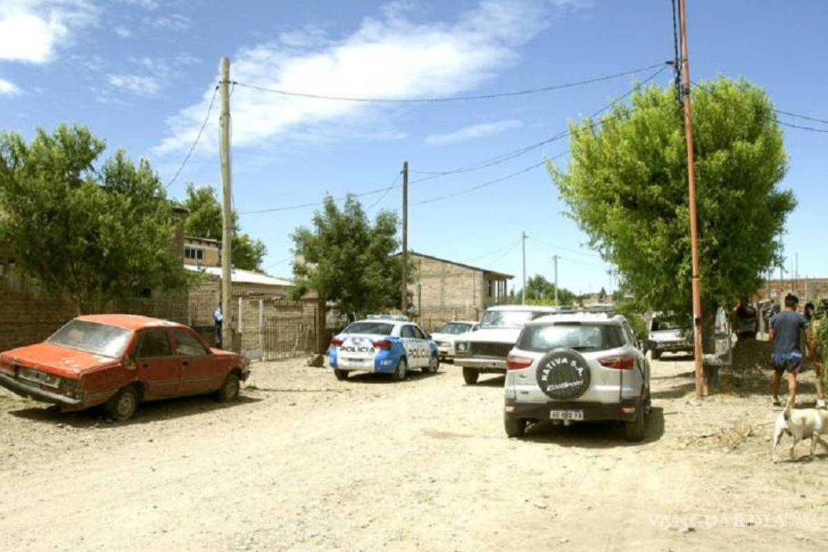 $!“No le pegas más a mamá”, hermanos matan a su padre para defender a su madre