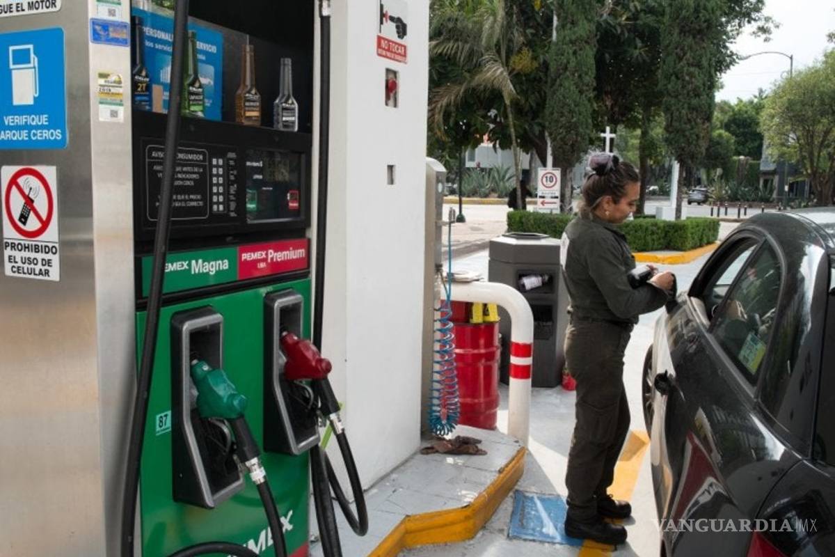 Siguen escalando precios de gasolina por segundo mes superan los 20 pesos
