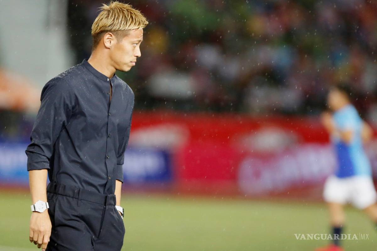 $!Honda no la 'arma' en su debut con Camboya