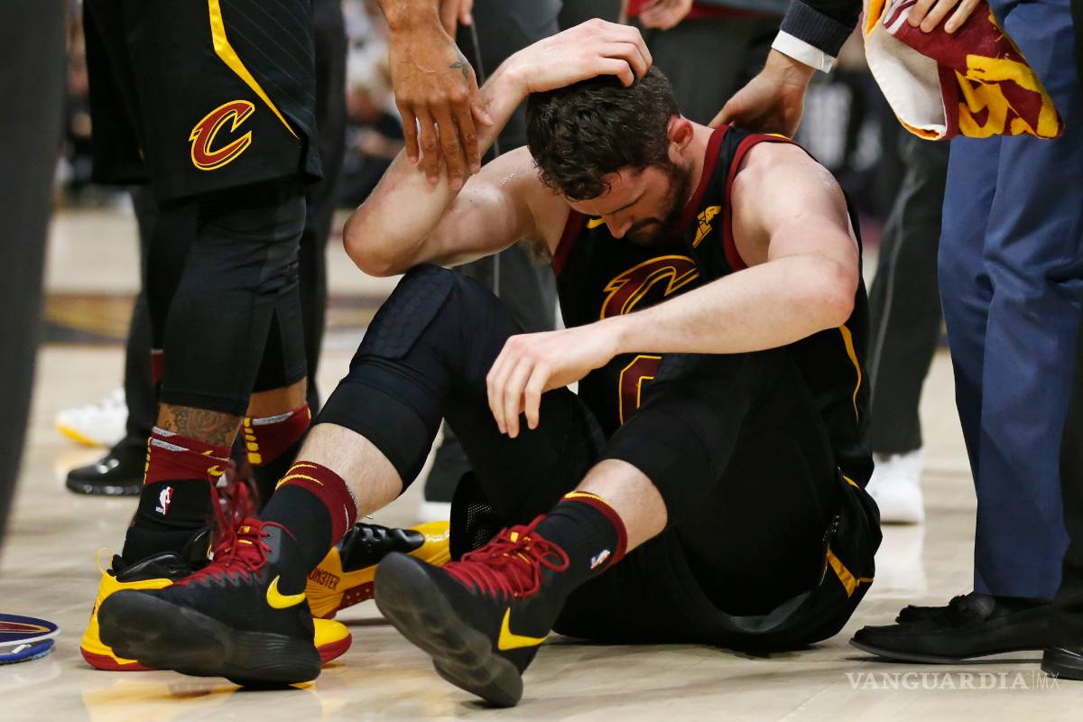 Los Cavaliers sufren la pérdida de Kevin Love para el séptimo juego ante los Celtics