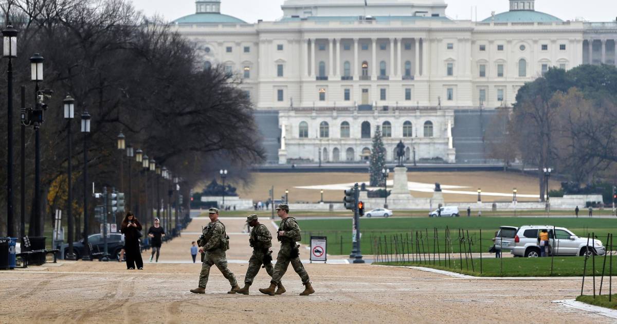 FBI investiga ataque a miembros de la Guardia Nacional como un acto de terrorismo