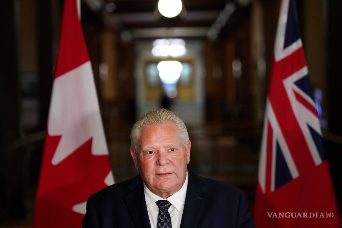 $!El primer ministro de Ontario, Doug Ford, habla con los medios durante una conferencia de prensa en Queen’s Park en Toronto.
