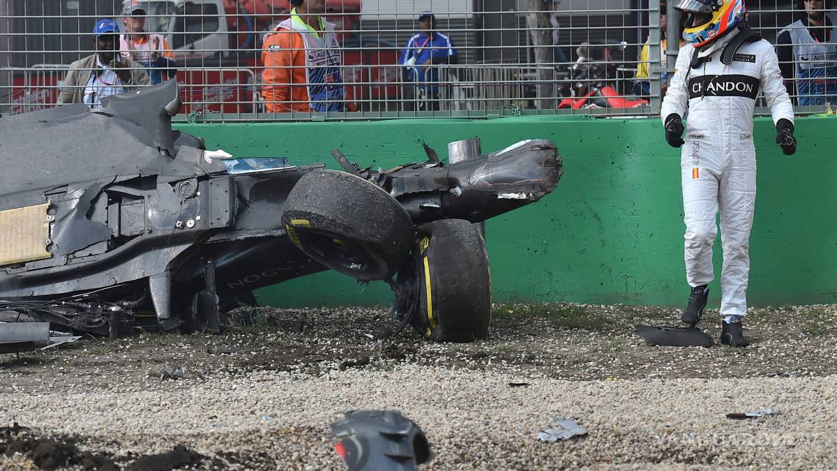 Alonso sufre un espectacular choque en el GP de Australia (VIDEO)