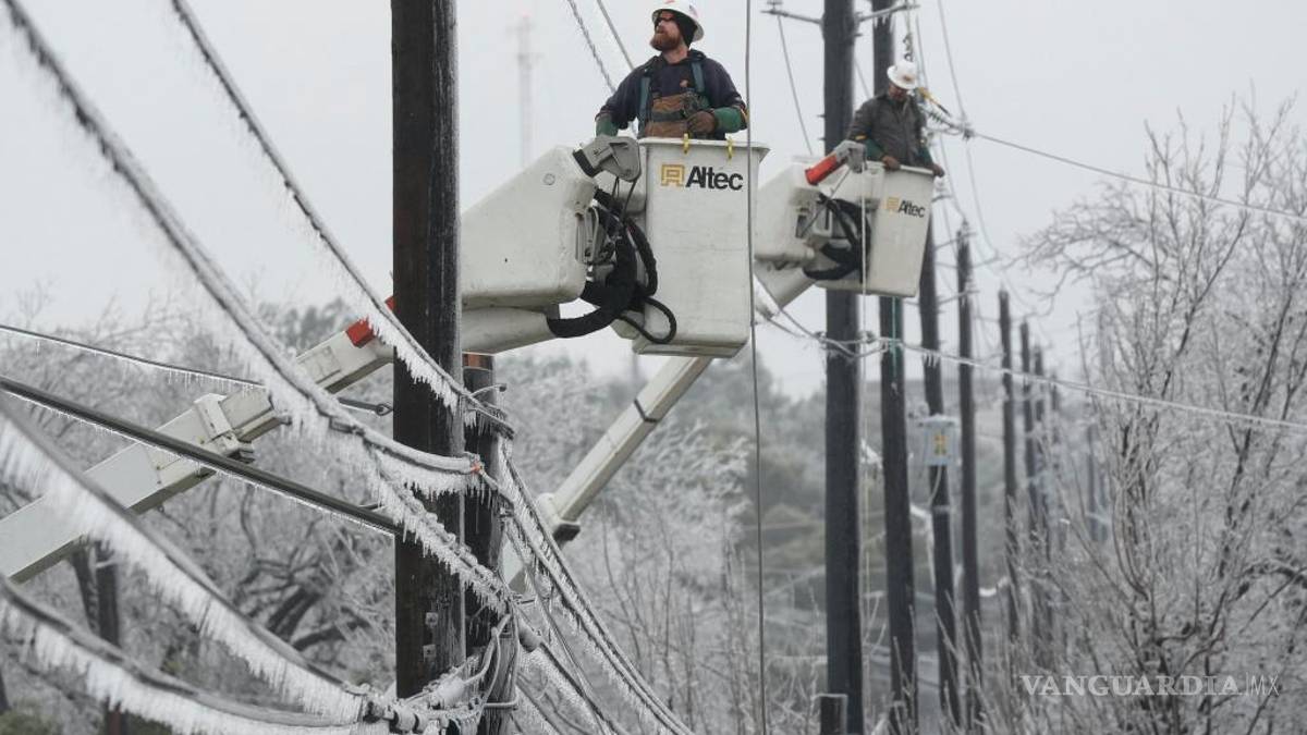Tormenta invernal congela a los estadounidenses desde Nuevo México hasta Virginia Occidental