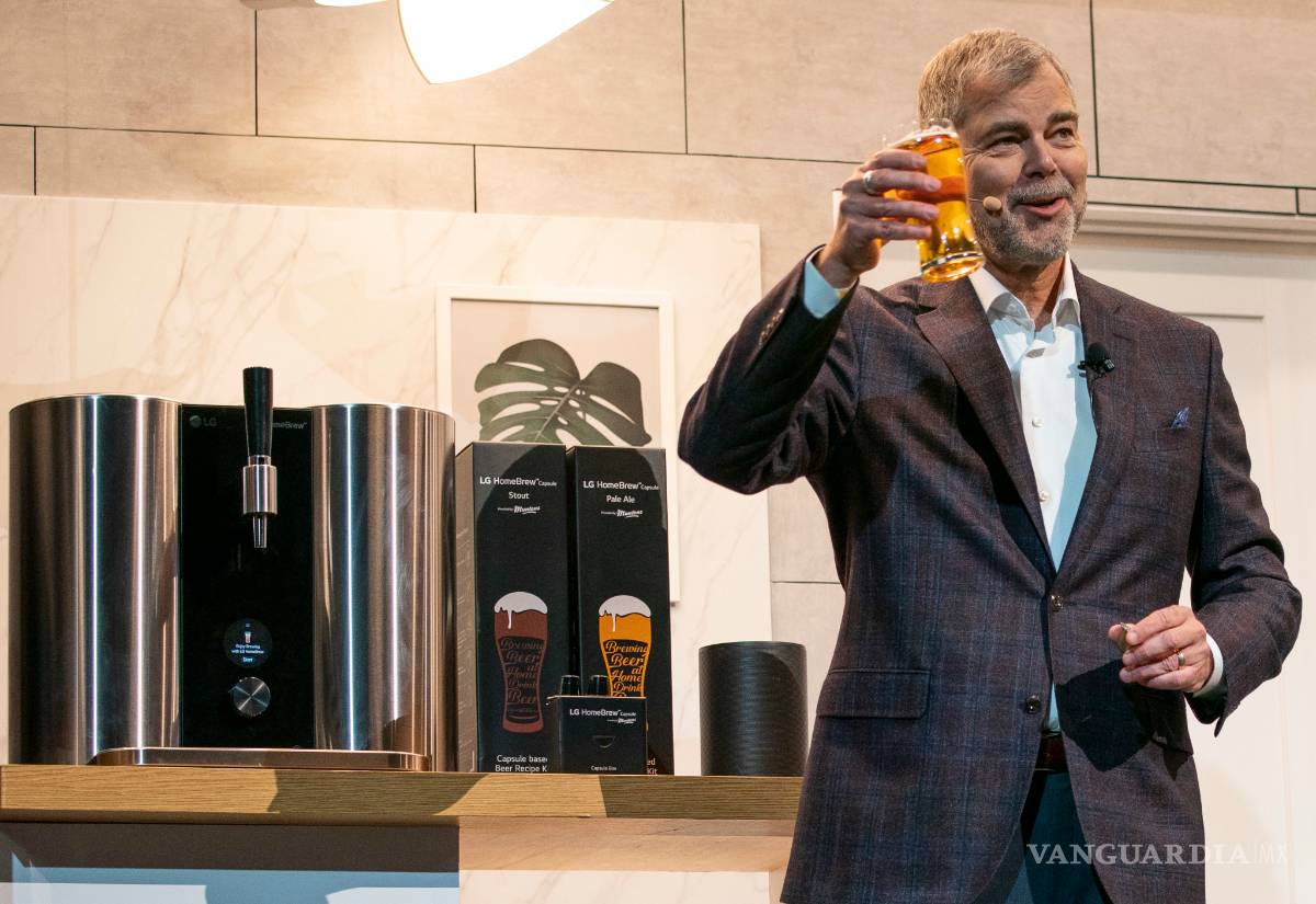 $!Hoy en la CES 2019, desde un cepillo de dientes con inteligencia artificial hasta un televisor que se enrolla sobre sí mismo