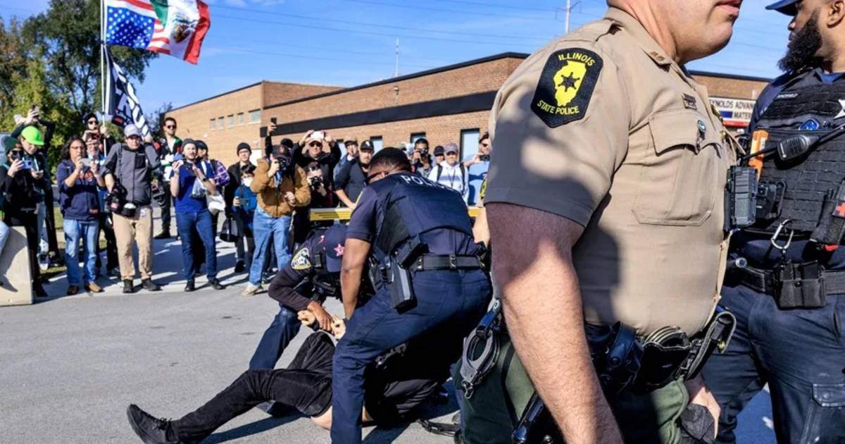 Redadas de ICE llegan a barrios mexicanos de Chicago