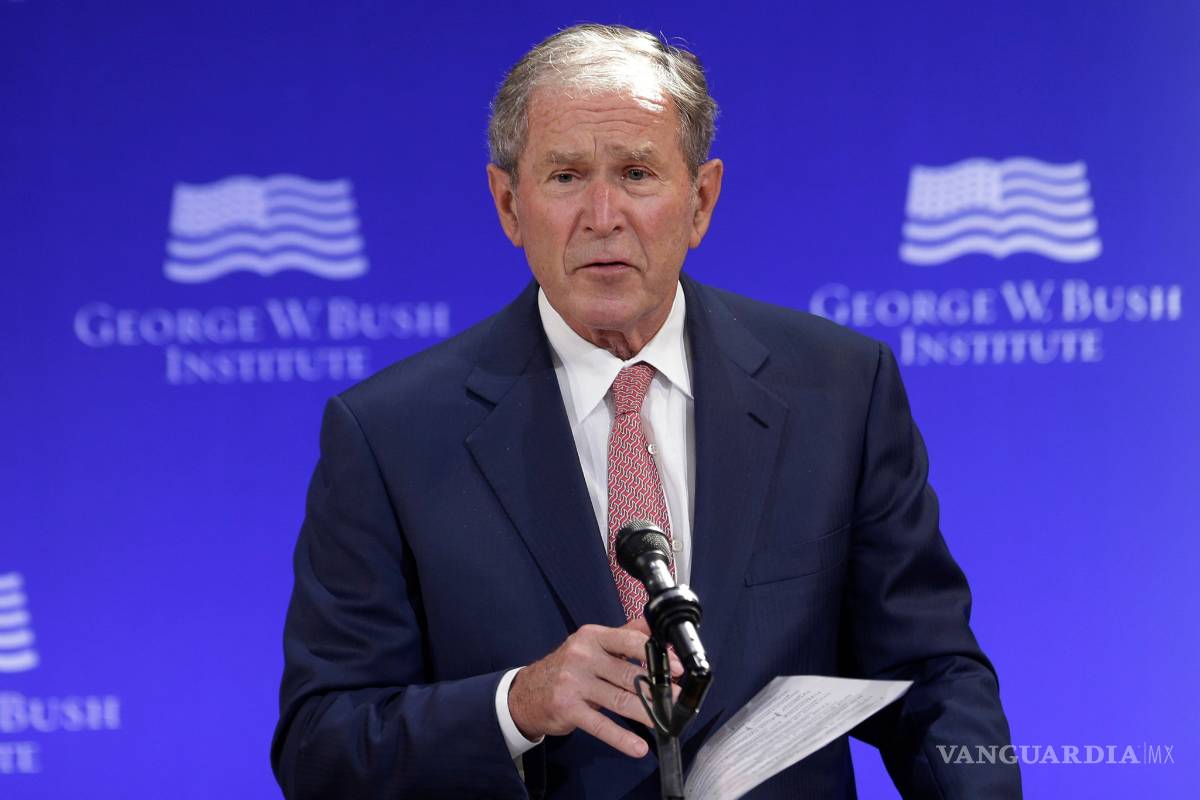 Hay evidencia clara de injerencia rusa en elecciones, dice George W. Bush