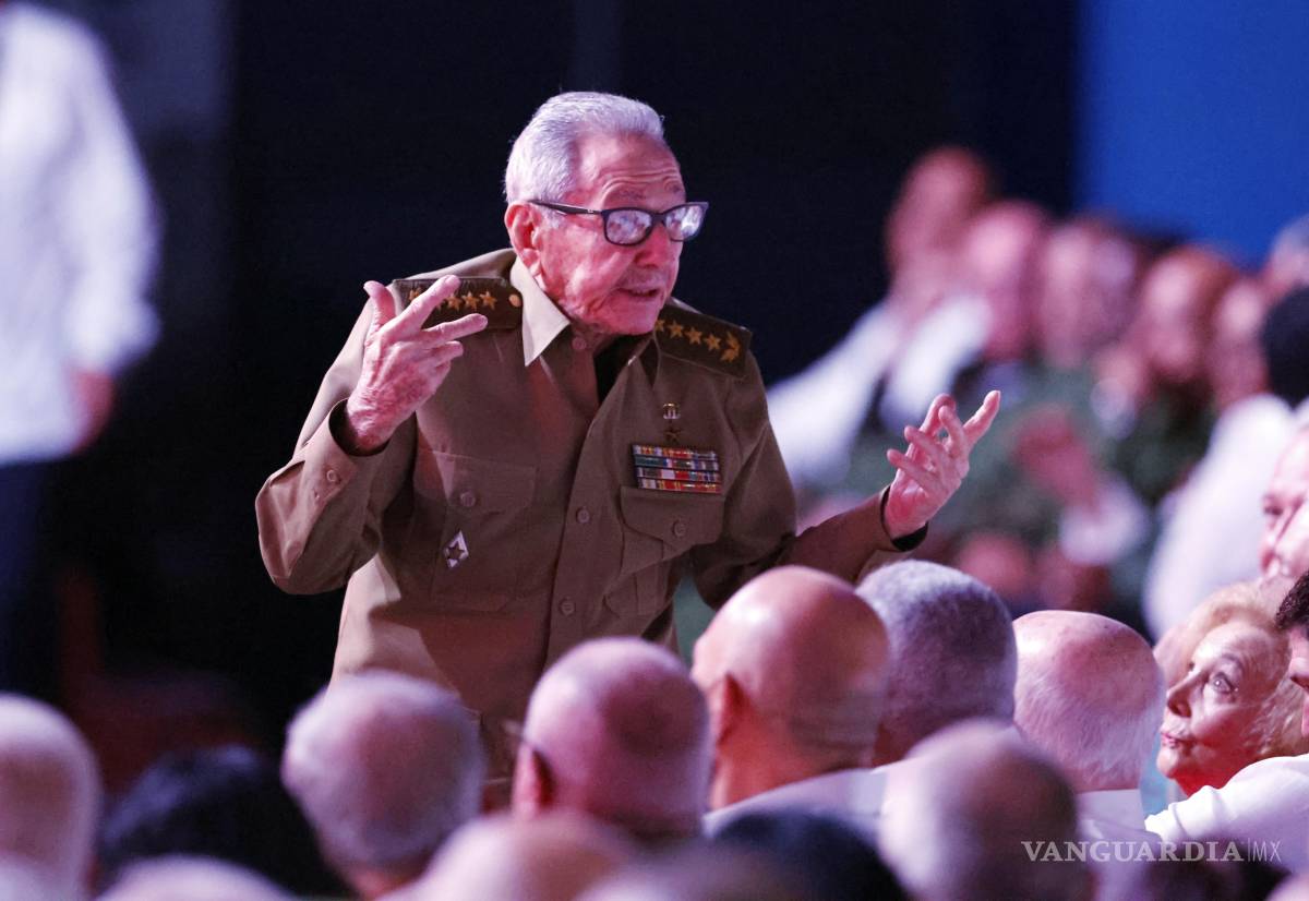 $!El expresidente de Cuba Raúl Castro asiste a la conmemoración el centenario del natalicio del líder de la Revolución cubana, Fidel Castro en La Habana, Cuba.