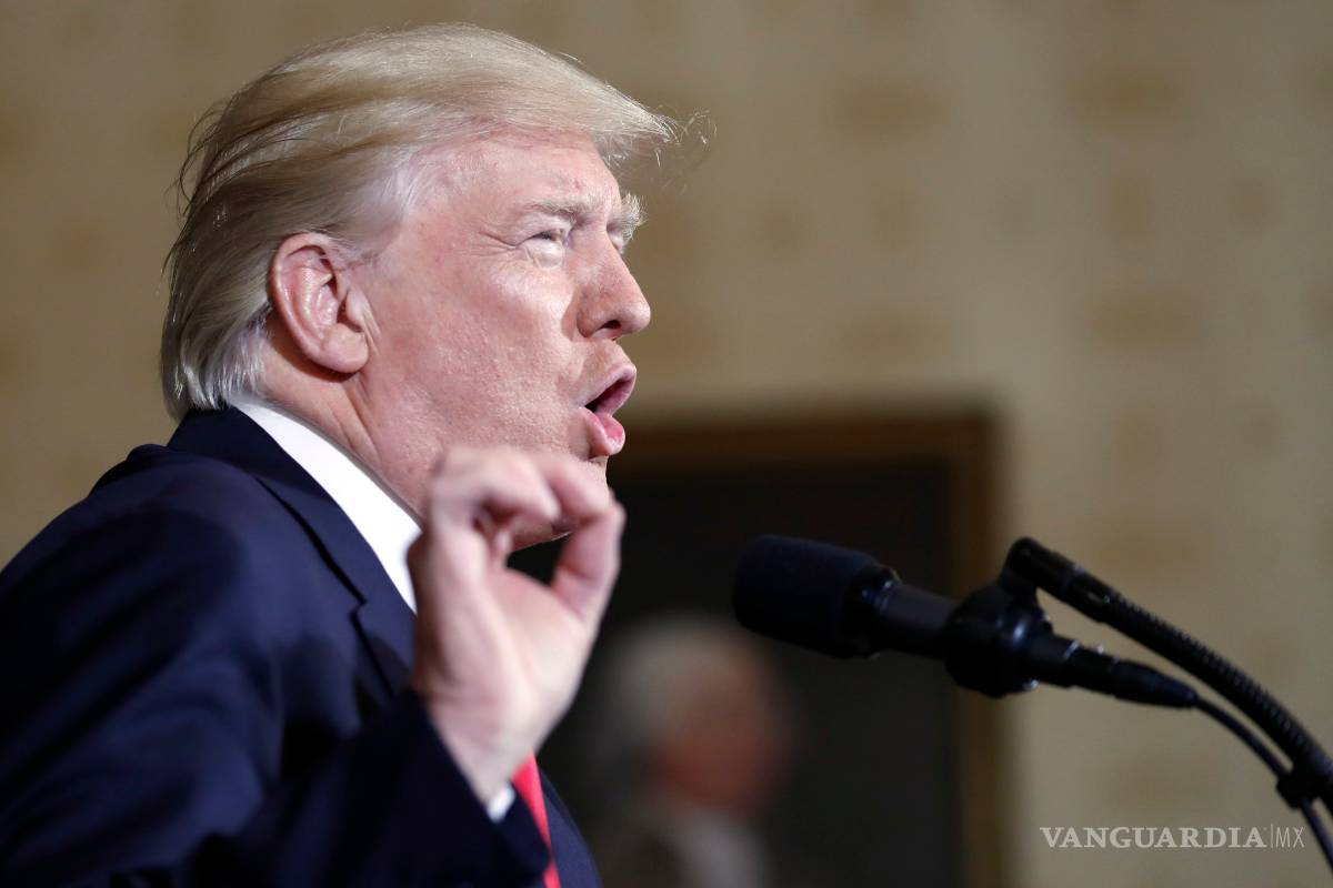 Donald Trump pide a republicanos terminar con el &quot;fracasado&quot; Obamacare