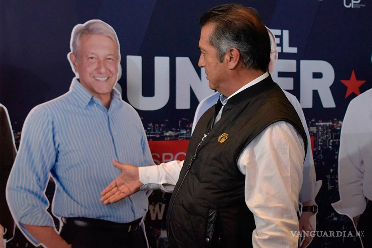AMLO olvida ataques y defiende a “El Bronco”