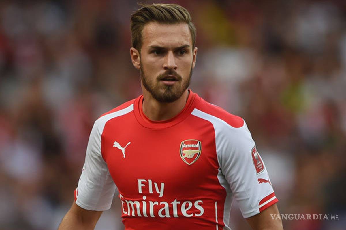 ¿Aaron Ramsey mató al vocalista de Linkin Park?