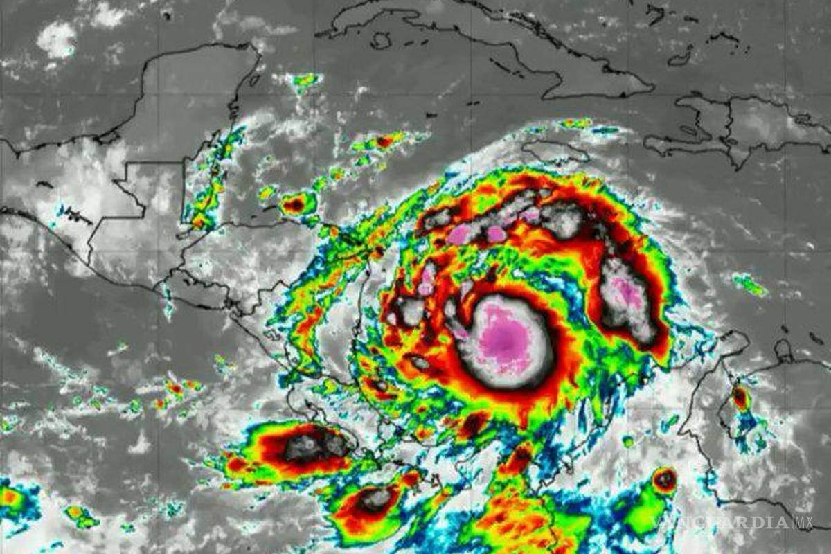 ‘Julia’ se degrada a tormenta tropical; causará fuertes lluvias este inicio de semana en el sureste de México