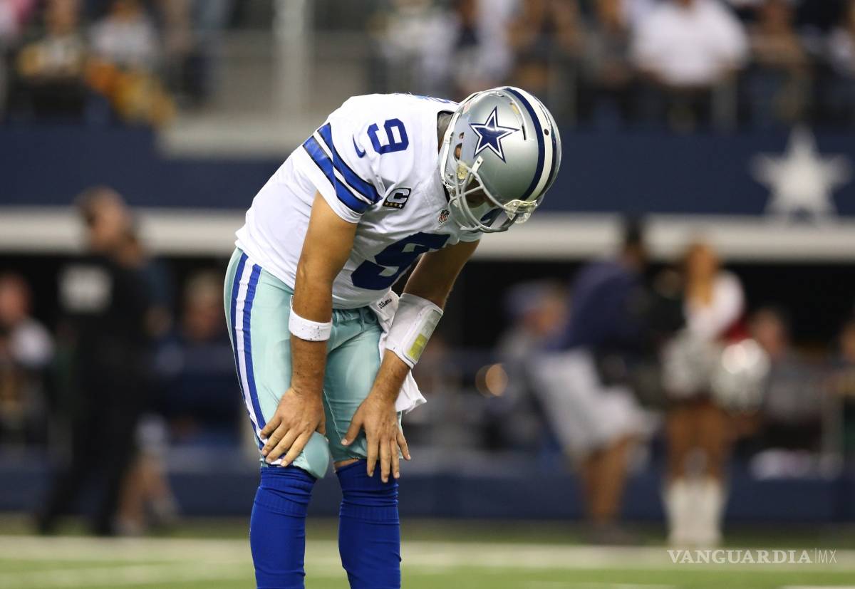$!Tony Romo se despide de los Cowboys