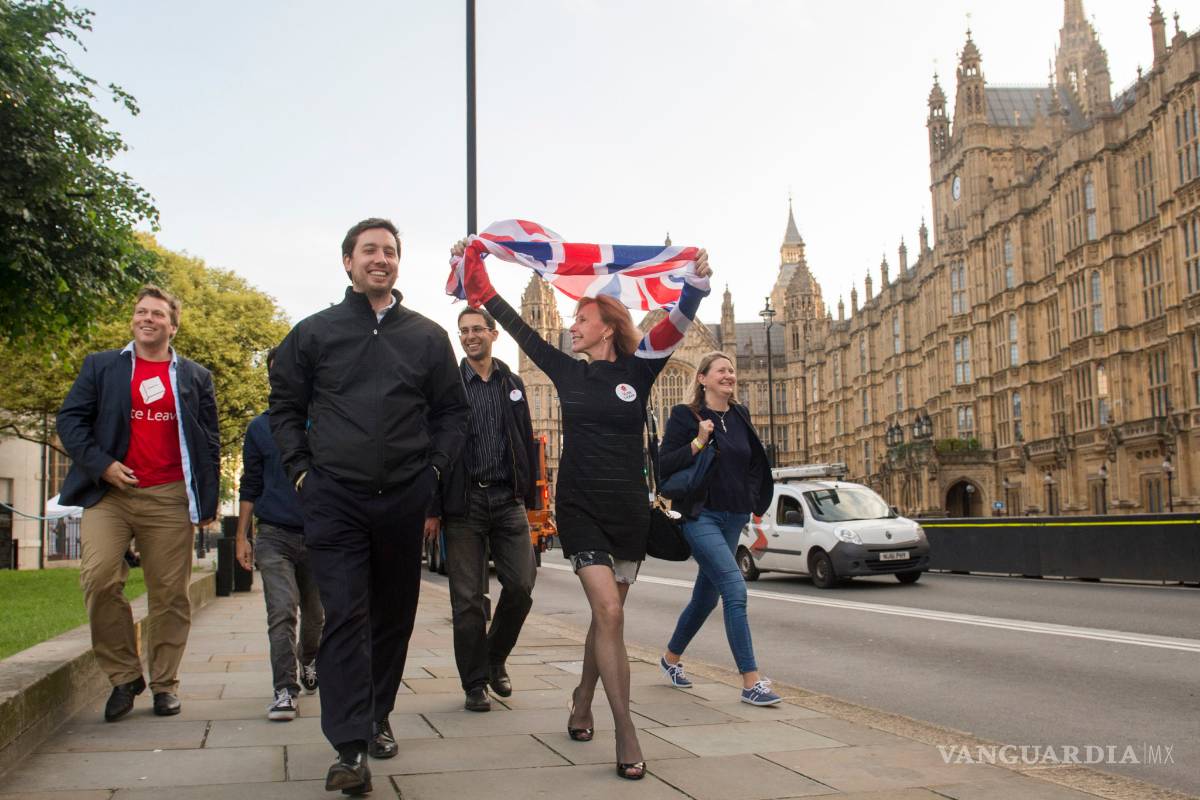 $!'El país requiere un nuevo líderazgo': David Cameron pide un nuevo primer ministro para octubre