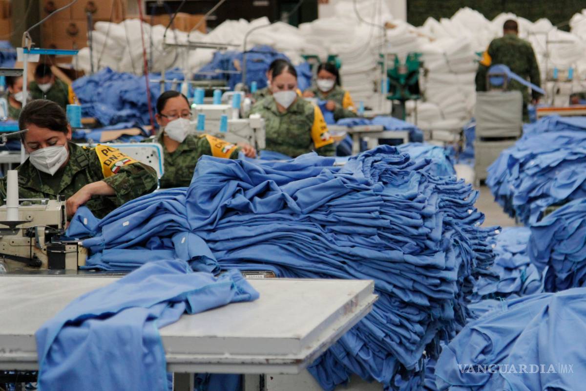 Produce Sedena equipos de protección contra pandemia