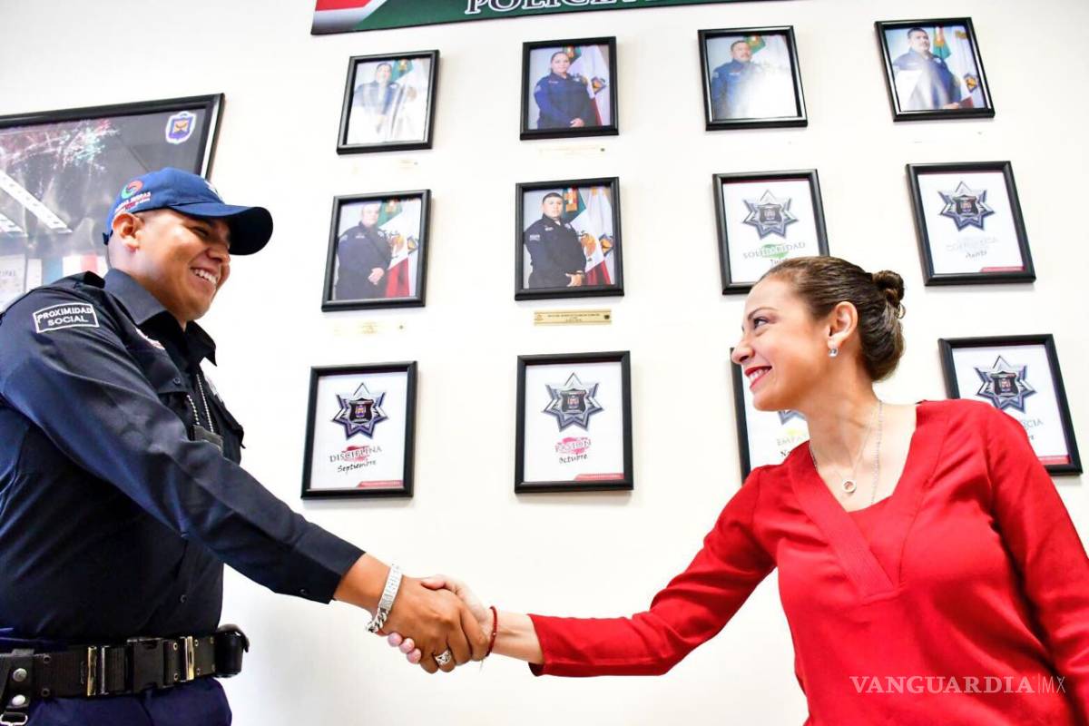 Otorgan reconocimiento a Miguel Aurelio, policía de Piedras Negras