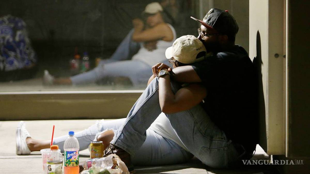 Vive Dallas una noche trágica