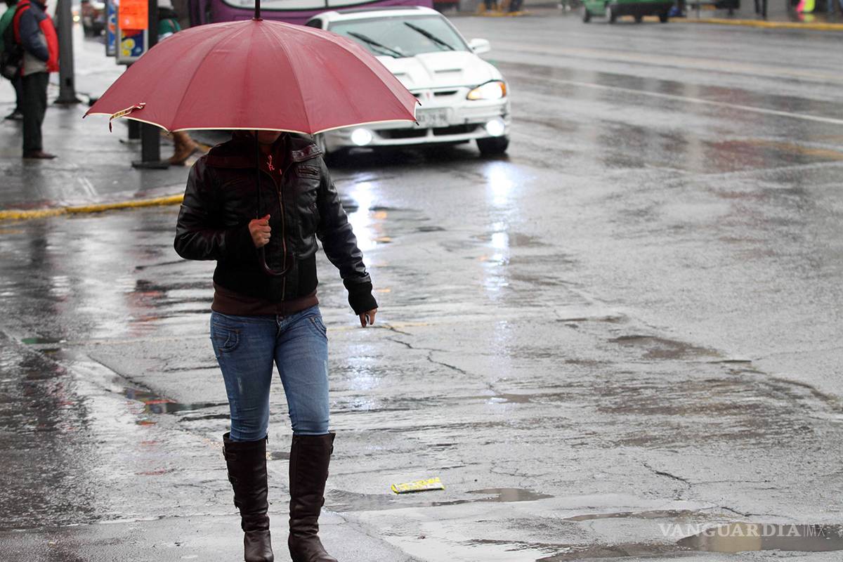 Continuarán el frío y lluvias